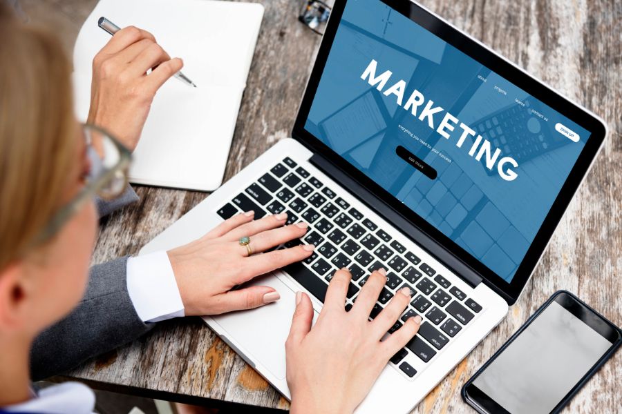 Online vs Offline Marketing